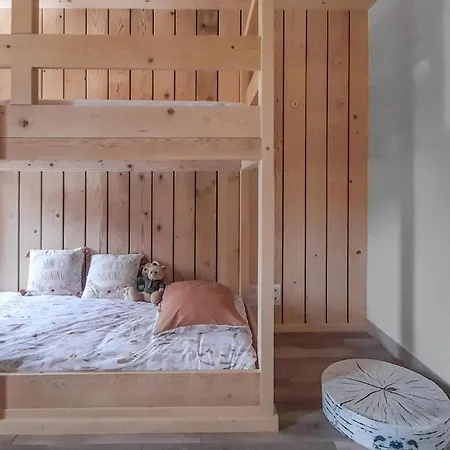 Apartment 1 Bedroom Cozy In